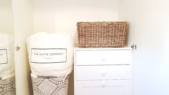 Luxurious & Modern Home