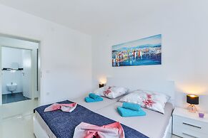 Apartments Olujic