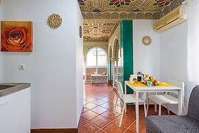 Casablanca Studio Citycenter - Adults Only