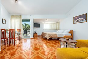 Apartments Pavlak