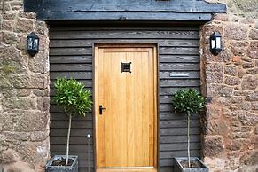 Muddifords Court