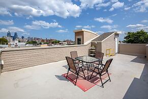 Private Rooftop With Views+modern 2BD & 1 Bath