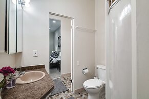 4 BD 2.5 Baths! Steps Away From Liberty Bell!