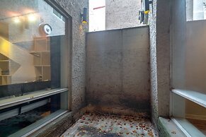 4 BD 2.5 Baths! Steps Away From Liberty Bell!