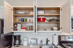 Great Location-steps to Rittenhouse 2 BED 1 Bath