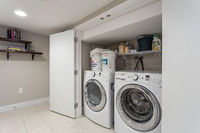 Home Away From Home - Grad Hospital Gem With Patio