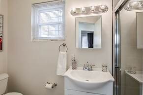 Stay Steps Away From Center City/rittenhouse!!