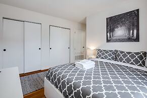 Stay Steps Away From Center City/rittenhouse!!