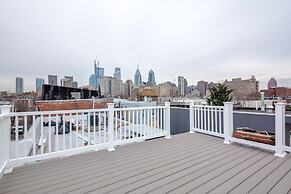 Stay Steps Away From Center City/rittenhouse!!