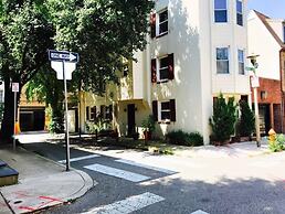 GEM Location+cozy Studio 1bd, Bath&kitchen!