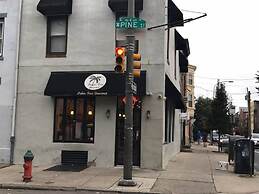 GEM Location+cozy Studio 1bd, Bath&kitchen!