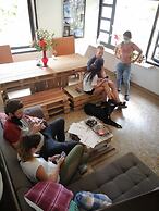 Green Door Boutique - Hostel