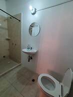 Green Door Boutique - Hostel