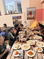 Green Door Boutique - Hostel