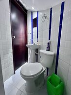 Green Door Boutique - Hostel