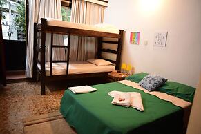 Green Door Boutique - Hostel