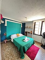 Green Door Boutique - Hostel