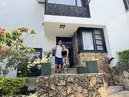 Green Door Boutique - Hostel