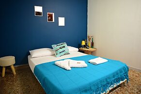 Green Door Boutique - Hostel