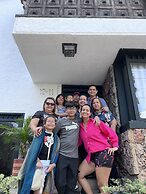 Green Door Boutique - Hostel