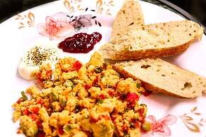 Green Door Boutique - Hostel