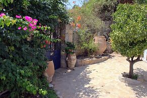 Mirabello Art Suites