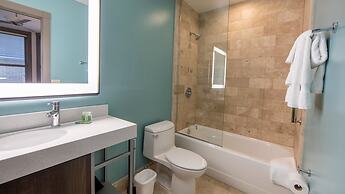 Holiday Inn Club Vacations New Orleans Resort by IHG