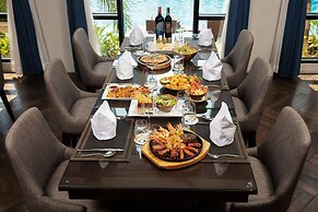 Wyndham Sky Lake Resort and Villas