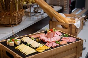 Wyndham Sky Lake Resort and Villas