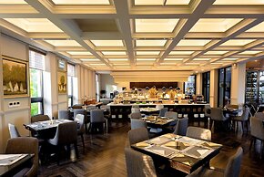 Wyndham Sky Lake Resort and Villas