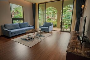 Wyndham Sky Lake Resort and Villas