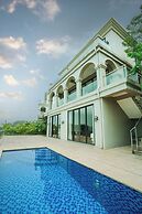 Wyndham Sky Lake Resort and Villas