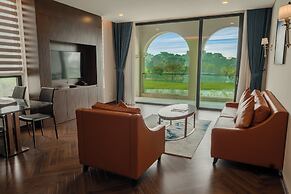 Wyndham Sky Lake Resort and Villas
