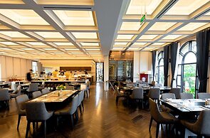 Wyndham Sky Lake Resort and Villas