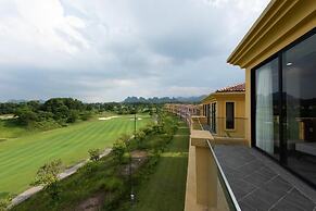 Wyndham Sky Lake Resort and Villas