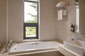 Wyndham Sky Lake Resort and Villas