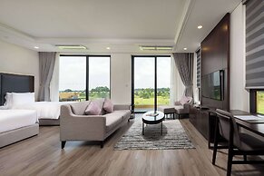 Wyndham Sky Lake Resort and Villas