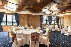 Wyndham Sky Lake Resort and Villas