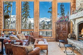 Hilltop Hideaway - Expansive Views From This Private Estate, Hot Tub,