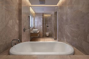 Renaissance Dhaka Gulshan Hotel