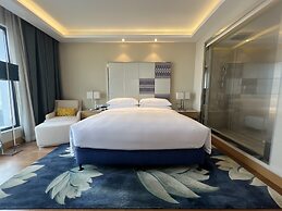 Renaissance Dhaka Gulshan Hotel