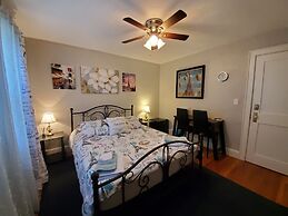 Natalie House - Boston