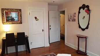 Natalie House - Boston