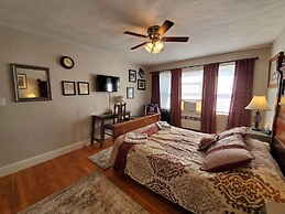 Natalie House - Boston