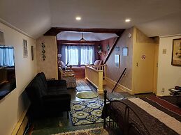 Natalie House - Boston