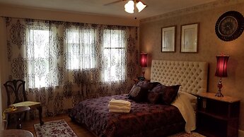 Natalie House - Boston