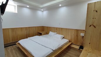 Elysian Homestay - Hostel