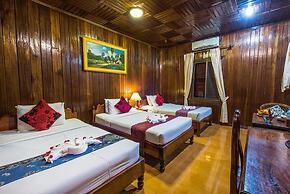 Sam Moon's Hotel Angkor