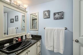 Seascape 1314 1 Bedroom Condo by RedAwning