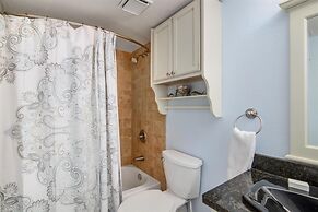 Seascape 1314 1 Bedroom Condo by RedAwning